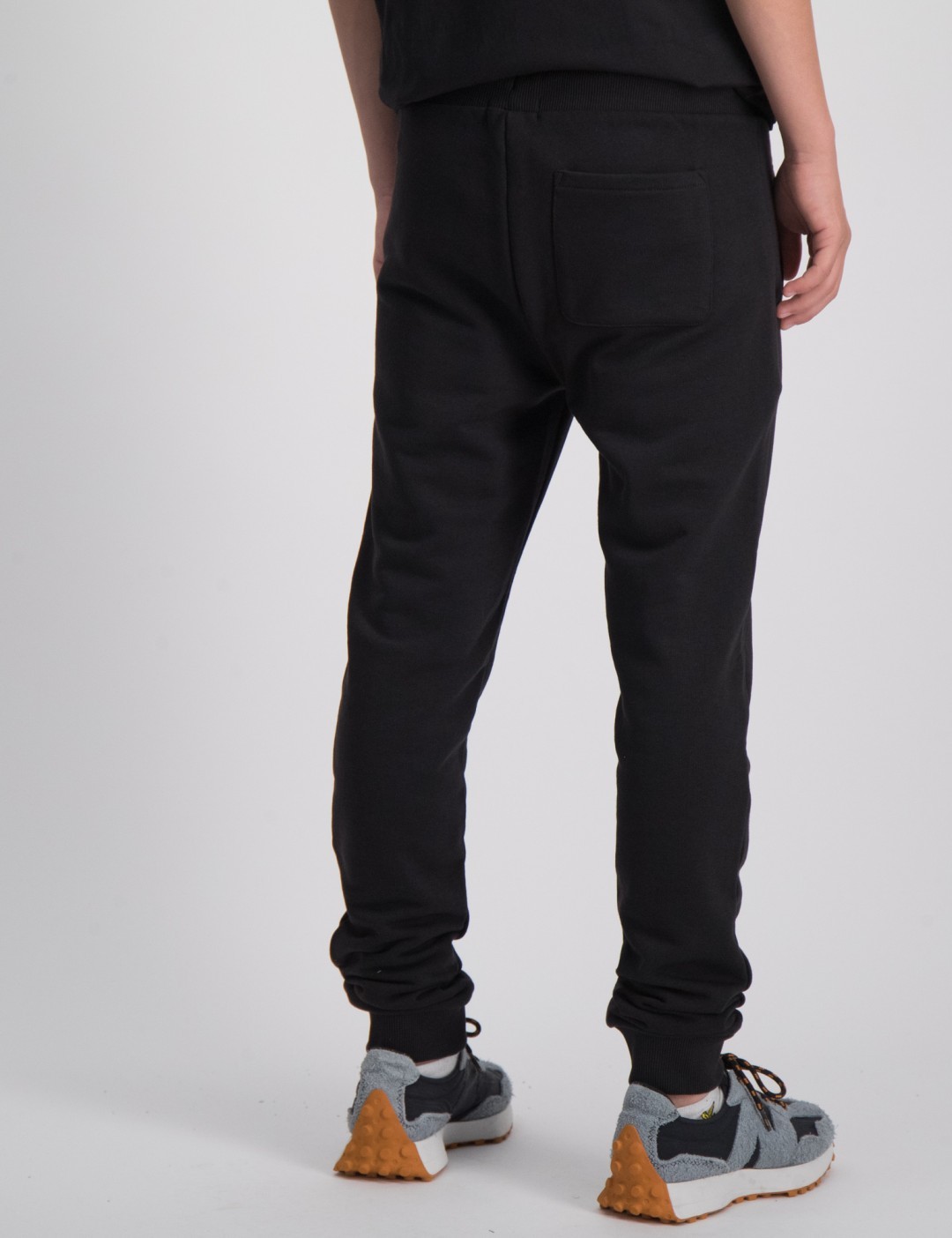 Svart CKJ STACK LOGO SWEATPANTS för Kille | Kids Brand Store