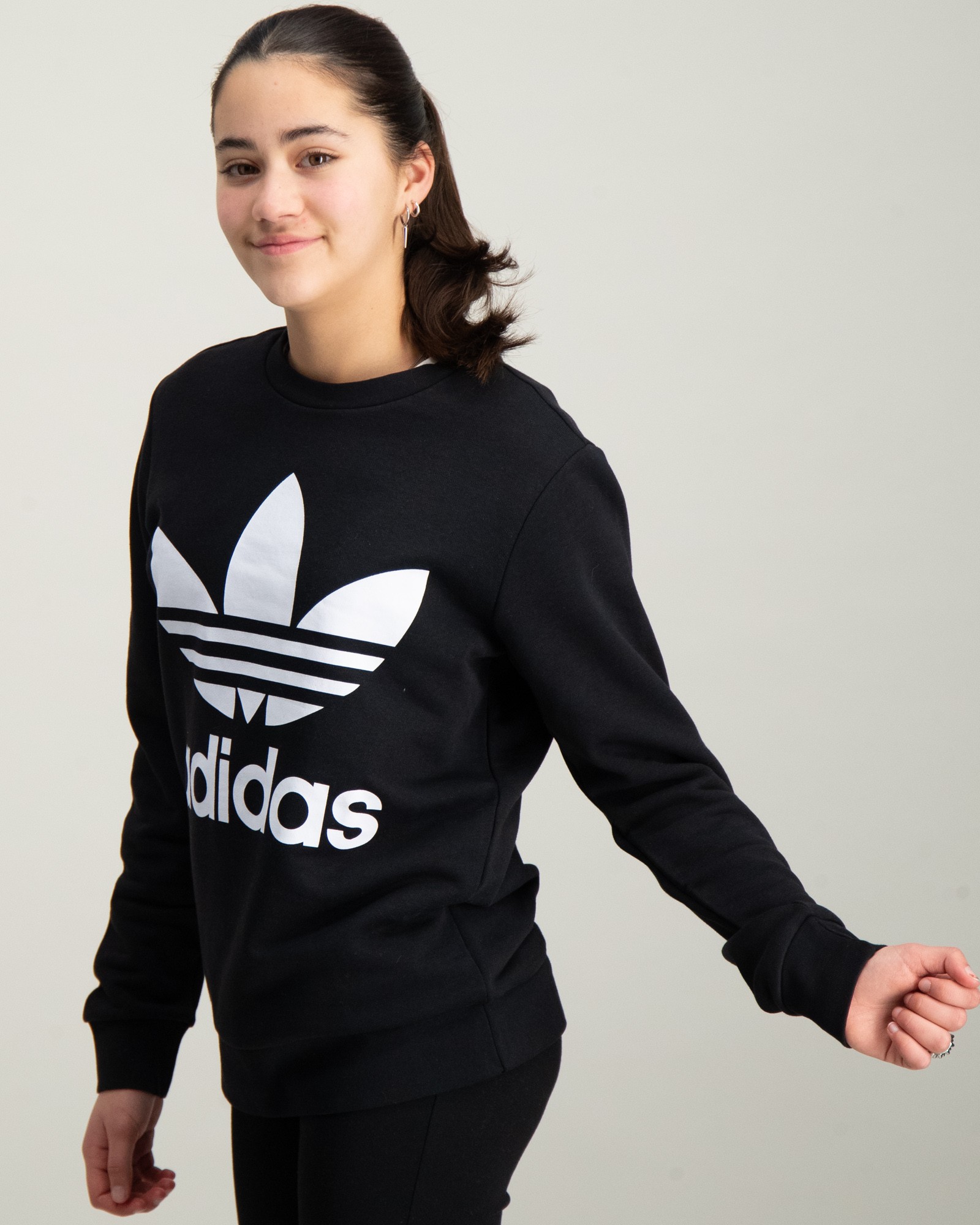 Adidas originals women's 2025 trefoil crew sweatshirt